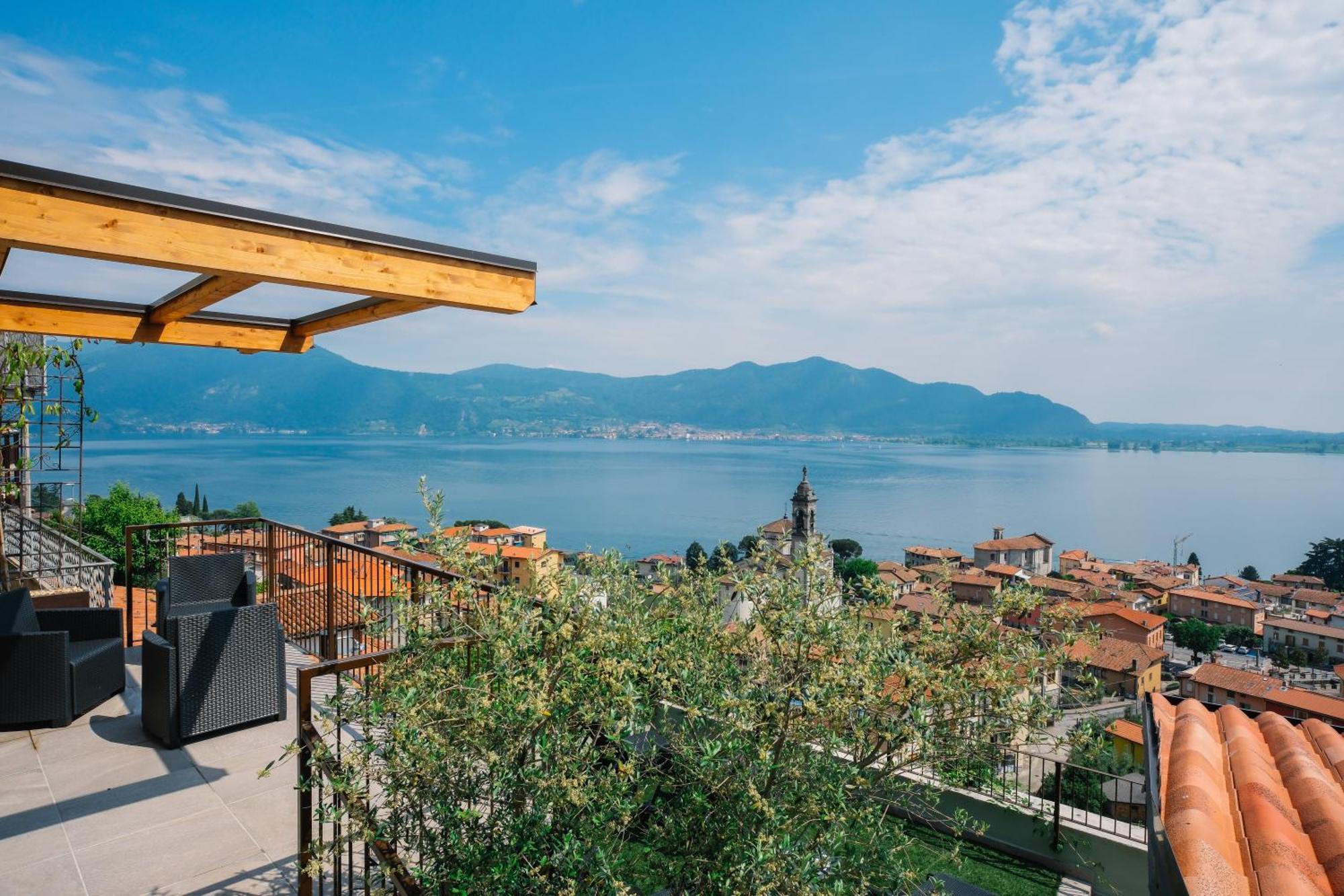 Terrazza Sulle Mura Predore Exteriör bild